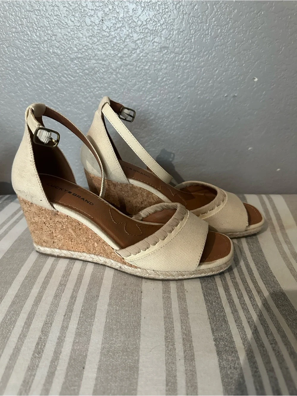 Lucky Brand Cream Canvas Cork Wedge Sandals